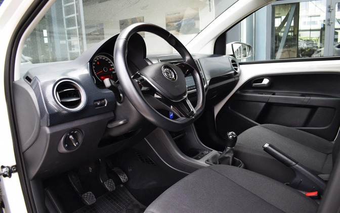 Volkswagen up! cena 39900 przebieg: 39700, rok produkcji 2018 z Wąchock małe 301